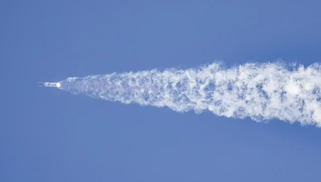 SpaceX изстреля мегаракетата Starship в орбита за първи път 