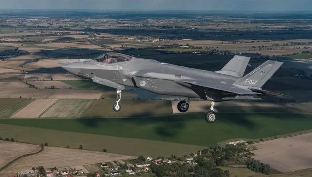 В Нидерландия вдигнаха изтребители F-35 заради дрон