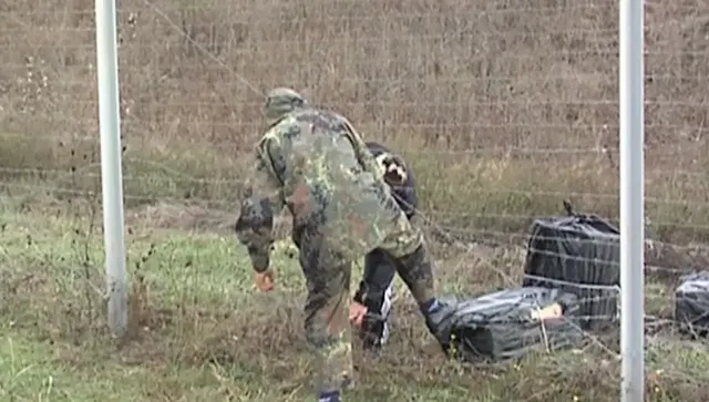 Киев затваря пътищата за излизане от страната на избягващи военна служба