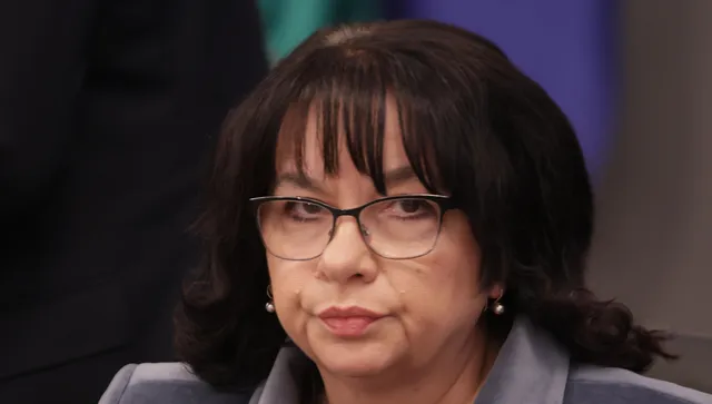 Теменужка Петкова: Трайно незаетите 5500 щатни бройки в държавната администрация ще бъдат съкратени до 2028 г.