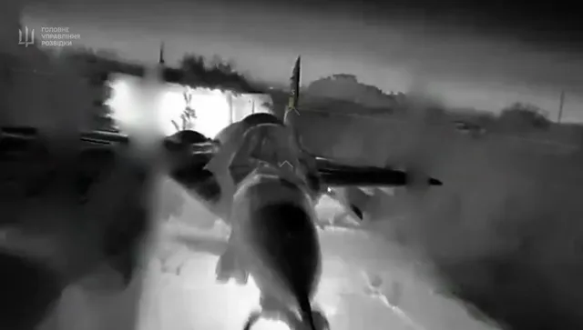 Украинското военно разузнаване съобщи, че е унищожило руски изтребител на летище „Белбек“