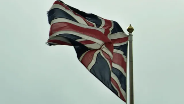 Великобритания изтегли дипломатите си от Иран заради риска от американска атака