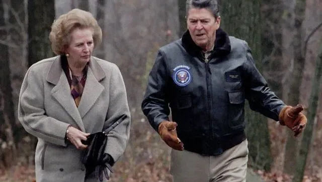 Архивите мълчат: ДС панически затрила тонове документи с активни мероприятия срещу НАТО и САЩ