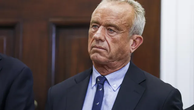 Здравният министър на САЩ: Не зная как Тръмп е още жив