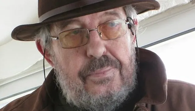 „Отмъстете на своите тирани с истината“