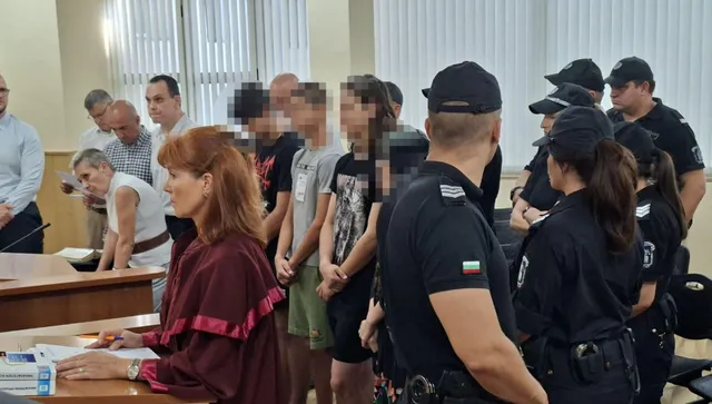Протест пред Съдебната палата в Пловдив: Близки на убития Кузев търсят справедливост