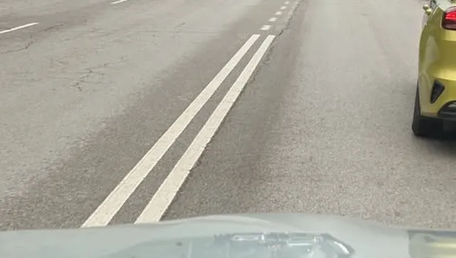 Тежка катастрофа с електричка в столицата причини огромно задръстване