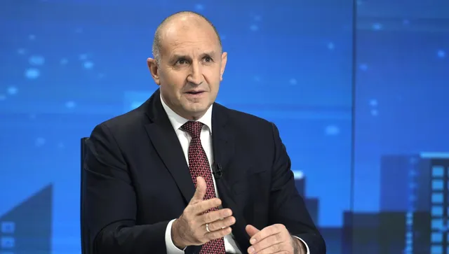 Радев: Ако България гласува санкции срещу Вагит Алекперов, се прострелва в крака