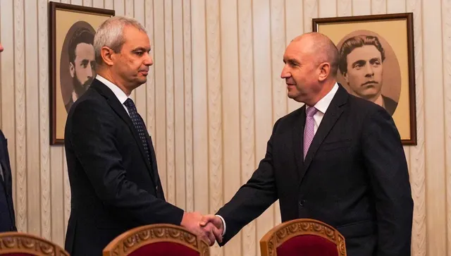 Хибридна пропаганда - Копейкин пере  Радев, бил проевропейски и пронатовски лидер