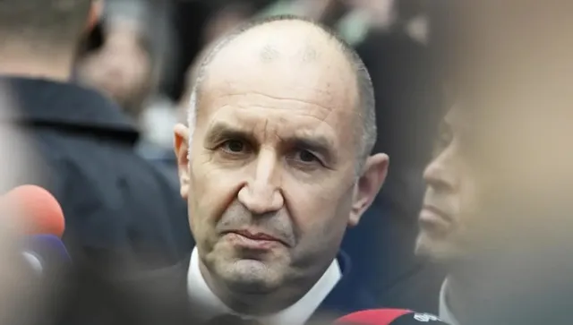 Политиката на Радев открай време е ГОВОРЕНЕ и маскировка, а когато е ДЕЙСТВИЕ - получаваме "Боташ"