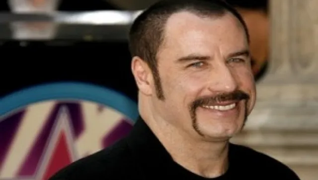 DailyMail разкри интересна интрига между Джон Траволта и Елвис Пресли