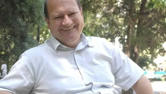 Петък, 10 април2026