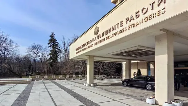 МВнР: България е солидарна с нашия съюзник Полша след нарушаването на въздушното ѝ пространство от руска ракета
