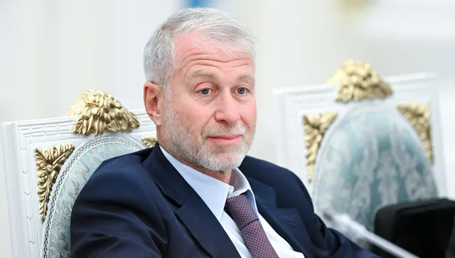 Руския олигарх Абрамович е избегнал данъци за милиони чрез фалшифицирани документи - с помощта на Deloitte
