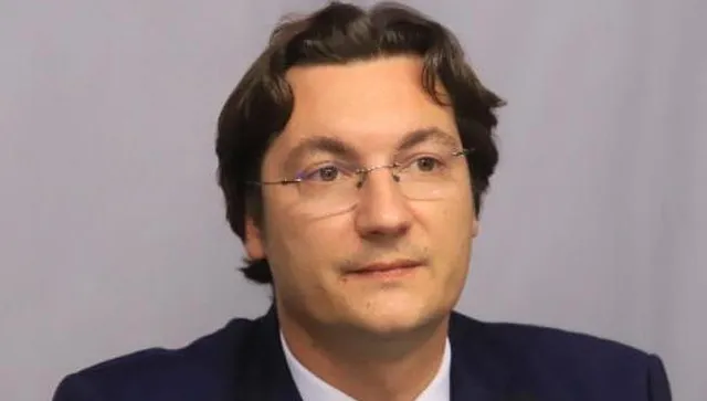 Извънреден съвет на БСП - Зарков подава оставка "моментално", ако не получи вот на доверие