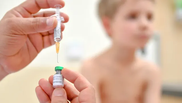 Морбилите плъзнаха в 5 области в страната, ваксинирани деца също стават жертва на заразата