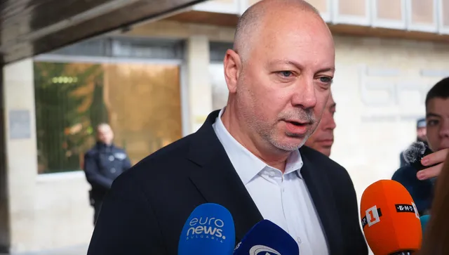 Росен Желязков: И хлябът, и ножът са в служебното правителство