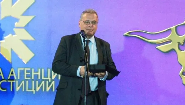 Юлиан Попов спря плана за Витоша и обяви създаване на нов