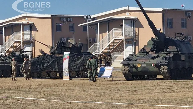 Движение на военна техника по пътищата и ж.п. мрежата на страната