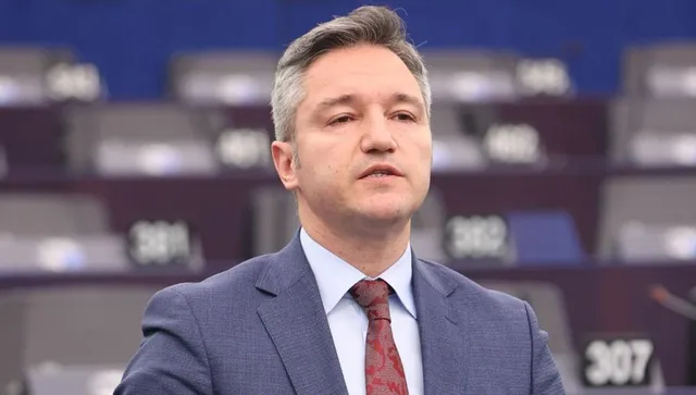 Кристиан Вигенин: Сканиращи машини може да се въведат за следващи избори, сега би било рисково за вота