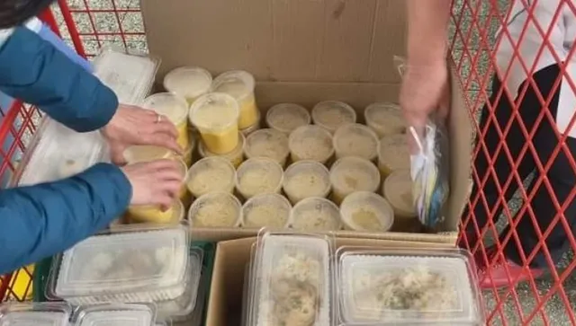 В навечерието на Рождество столична община осигурява топла храна и напитки за хора без дом