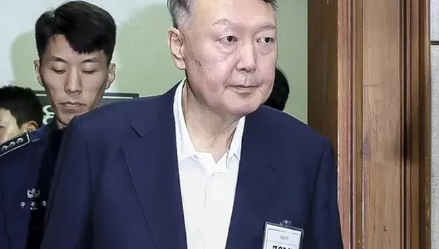 Осъдиха бившия южнокорейски президент на доживот заради обявено военно положение