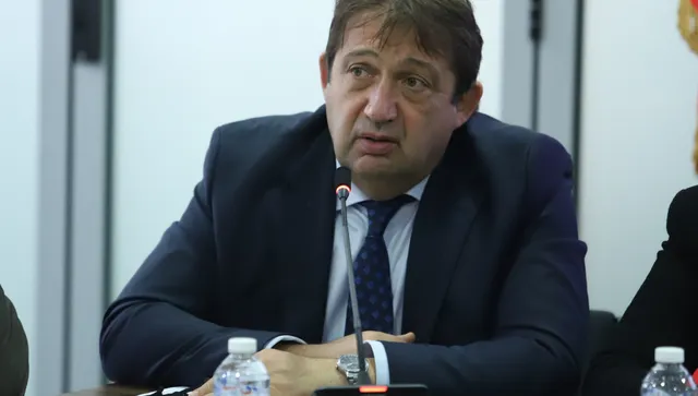 Шишков за "Баба Алино": Няма да правим услуга на никого