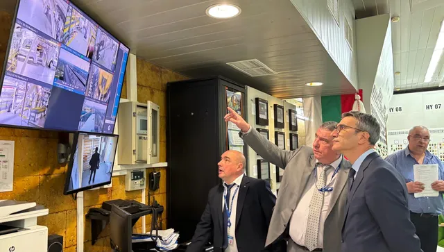 Среща за ядрената енергия в Париж: Гюров и Трайков представят България 