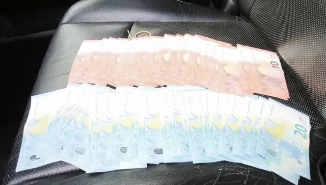 Кандев: Пари и списъци с имена са открити в колата на кандидат-депутат