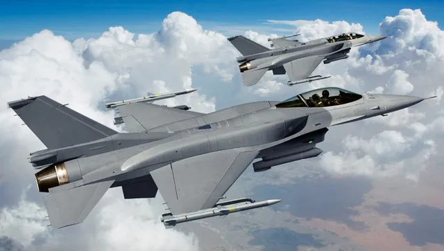 МО: От "Локхийд Мартин" информираха, че доставката на вторите 8 самолета F-16 Block 70 може да се забави до 2030 г.
