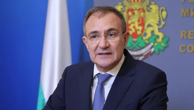 Борислав Гуцанов към Крум Зарков: Моля ви, тръгнете си от Позитано 20 веднага