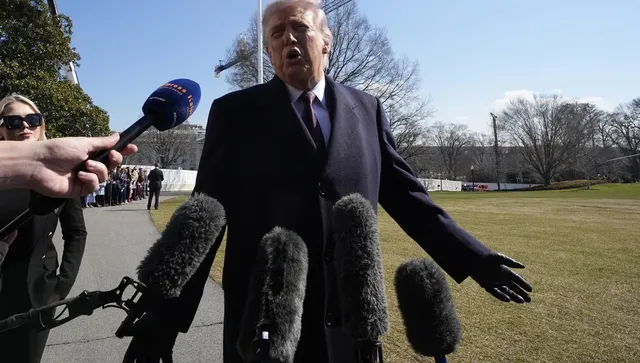 Политико: Атаката към Иран е далеч по-рискова от всичко, което Тръмп е правил досега