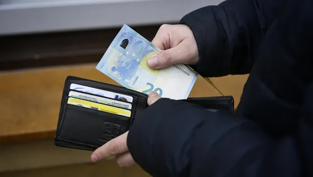 От днес  изплащат осъвременените пенсии