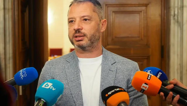 Делян Добрев напуска ГЕРБ?