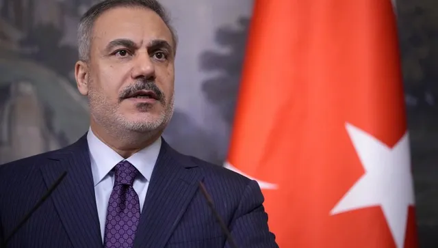 Франция и Турция обсъдиха по-тясно сътрудничество на Анкара в НАТО и сигурността