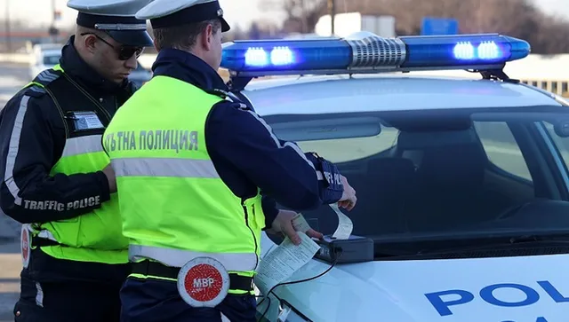 Тежка катастрофа между два камиона затвори Северната скоростна тангента
