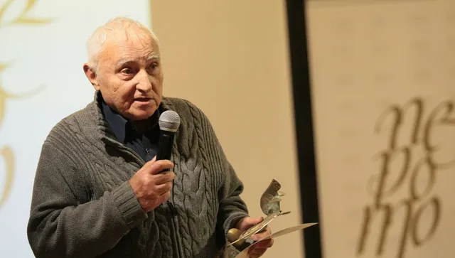 "ЕЛЕНИТЕ" – една история за любовта и поредното изгубено време