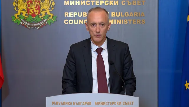 Министър Вълчев: Регистрацията на училище "Космос" може да бъде отнета - има сериозни нарушения