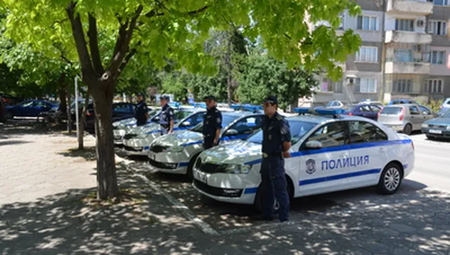 Издирват кой взриви входна врата в Монтана