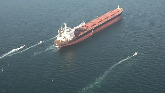 Ройтерс: Цените на петрола скочиха рекордно, докато войната с Иран ескалира