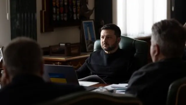 Зеленски за мястото на срещата с Путин: Не си играя игрички с него 