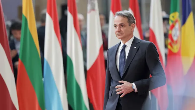 Гръцкото НС обсъжда сваляне имунитета на 13 депутати: Разследват измами с евросредства