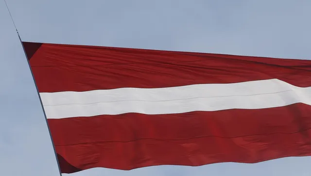 Латвийците гласуват за парламент на фона на нарушенията на въздушното пространство от руски дронове