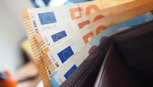 Заплати в Европа: къде се печели най-много и защо България е последна