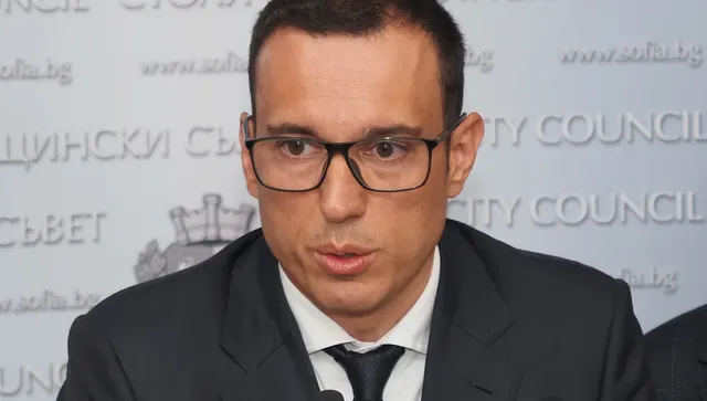Кметът на София съди депутат от ДПС, блокира банковите му сметки и кредитни карти