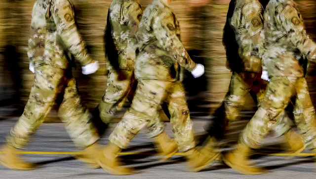 Унгария тихо изтегля армията от ключови обекти след спорни твърдения за заплахи от Украйна