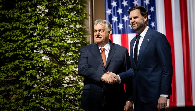 Орбан ще купи нефт 500 милиона долара от САЩ, за да "плати" подкрепата за изборите