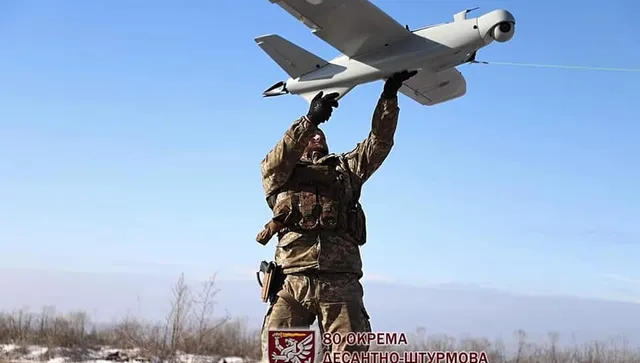 „Урал вече е в обсега" - украински дронове поразиха цели на 1800 км от границата