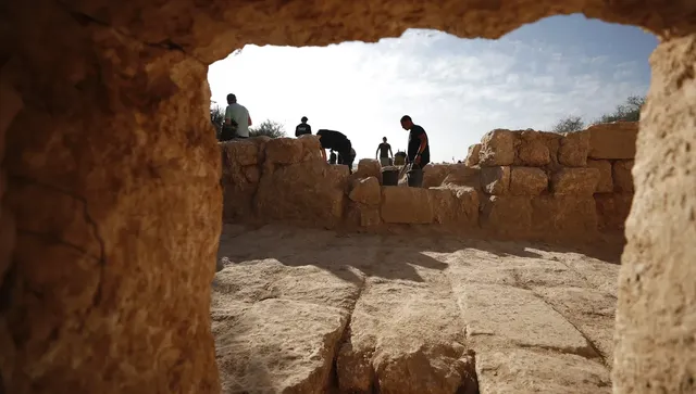 Учени: Намерихме мястото, където Исус прогонва легион демони, преминали в стадо свине