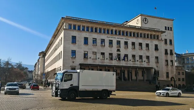 Касите на БНБ с извънредни работни дни заради повишения интерес на еврото